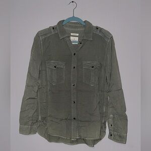 American Eagle Outfitters Olive Button-Up Shirt